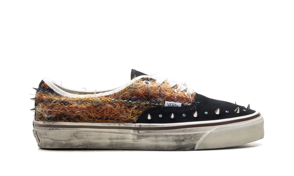 Premium LX Authentic 44 "Ibiza Pack Black" VN000DB8BML