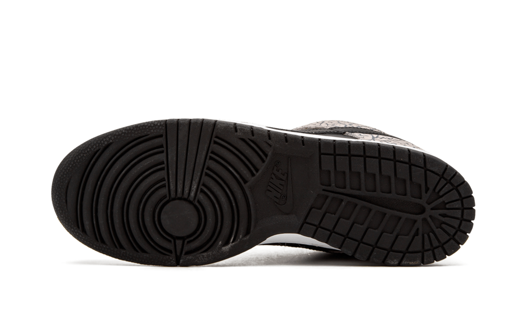 SB Dunk Low Pro "Supreme - Black Cement" 304292 131