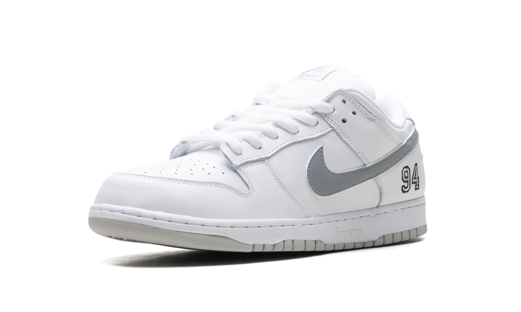 SB Dunk Low "Supreme - White" HQ8487 100
